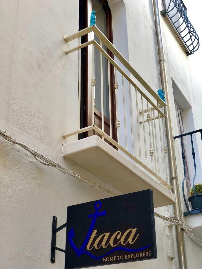Itaca Home To Explorers In Polignano A Mare Exteriör bild